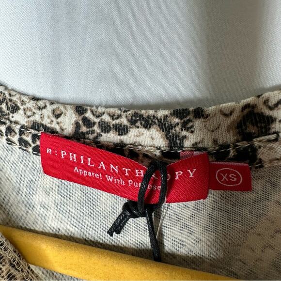 n:PHILANTHROPY Atlas Tee in Sand Python NWT in Size XS - Picture 3 of 7